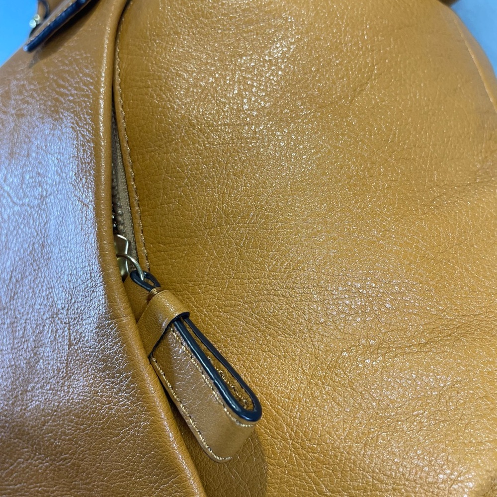 Coach Madison Leather Lindsey Satchel in
Saffron 18641 - Picture 8 of 14